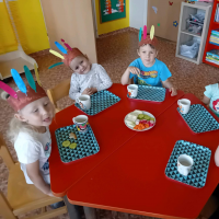 1714406143.jpg
